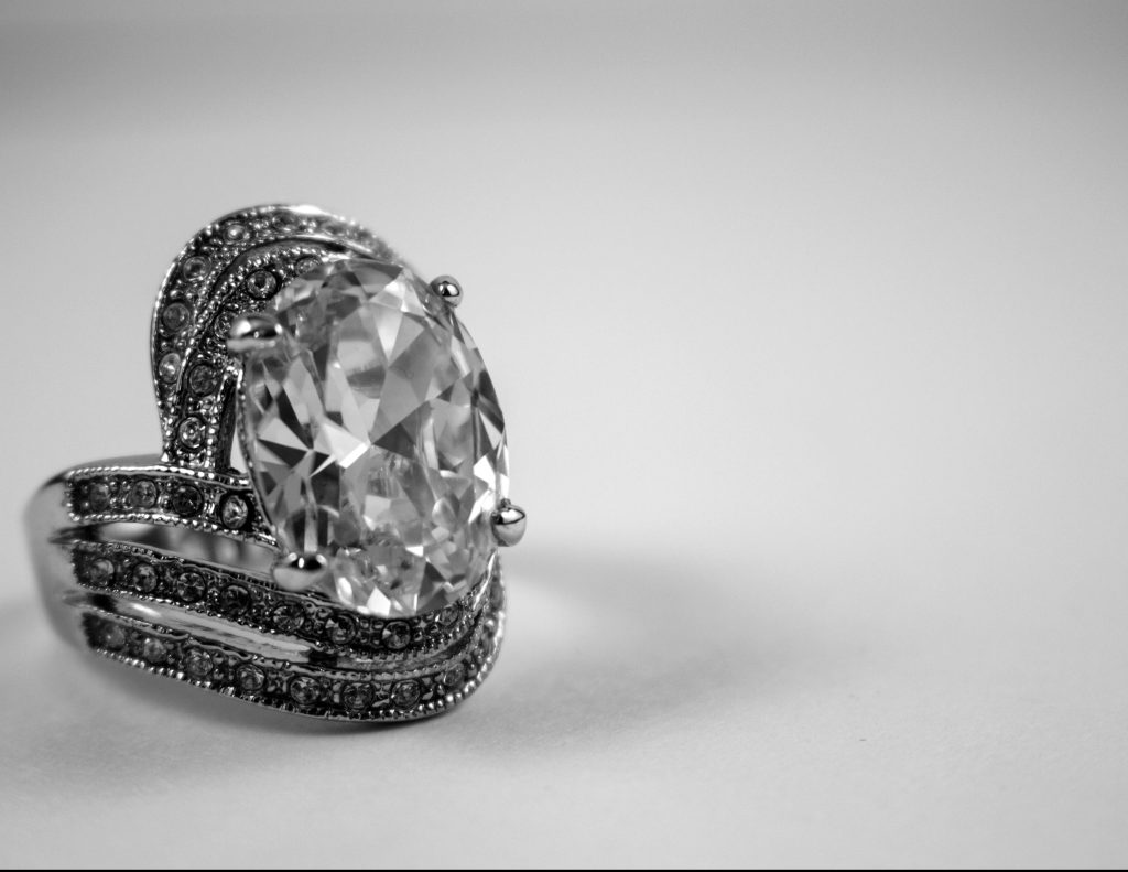 Sézane Jewelry: Curating French Girl Insouciance